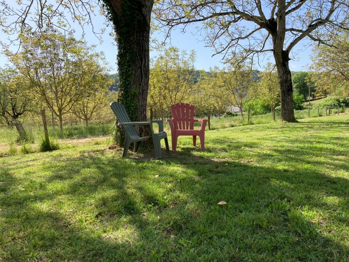 Вилла Gite Les Cles Des Champs Cote Jardin Lacave  Экстерьер фото